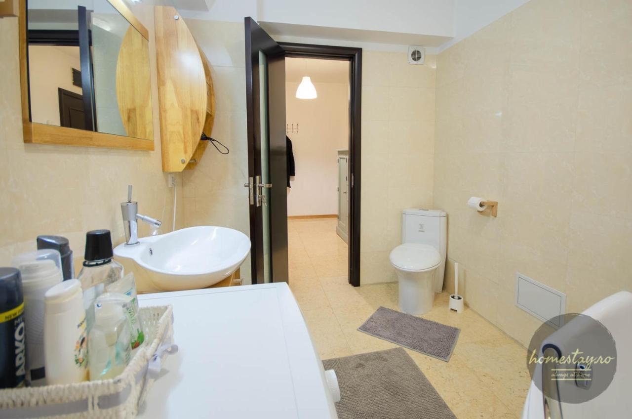 homestay Otopeni Luaran gambar