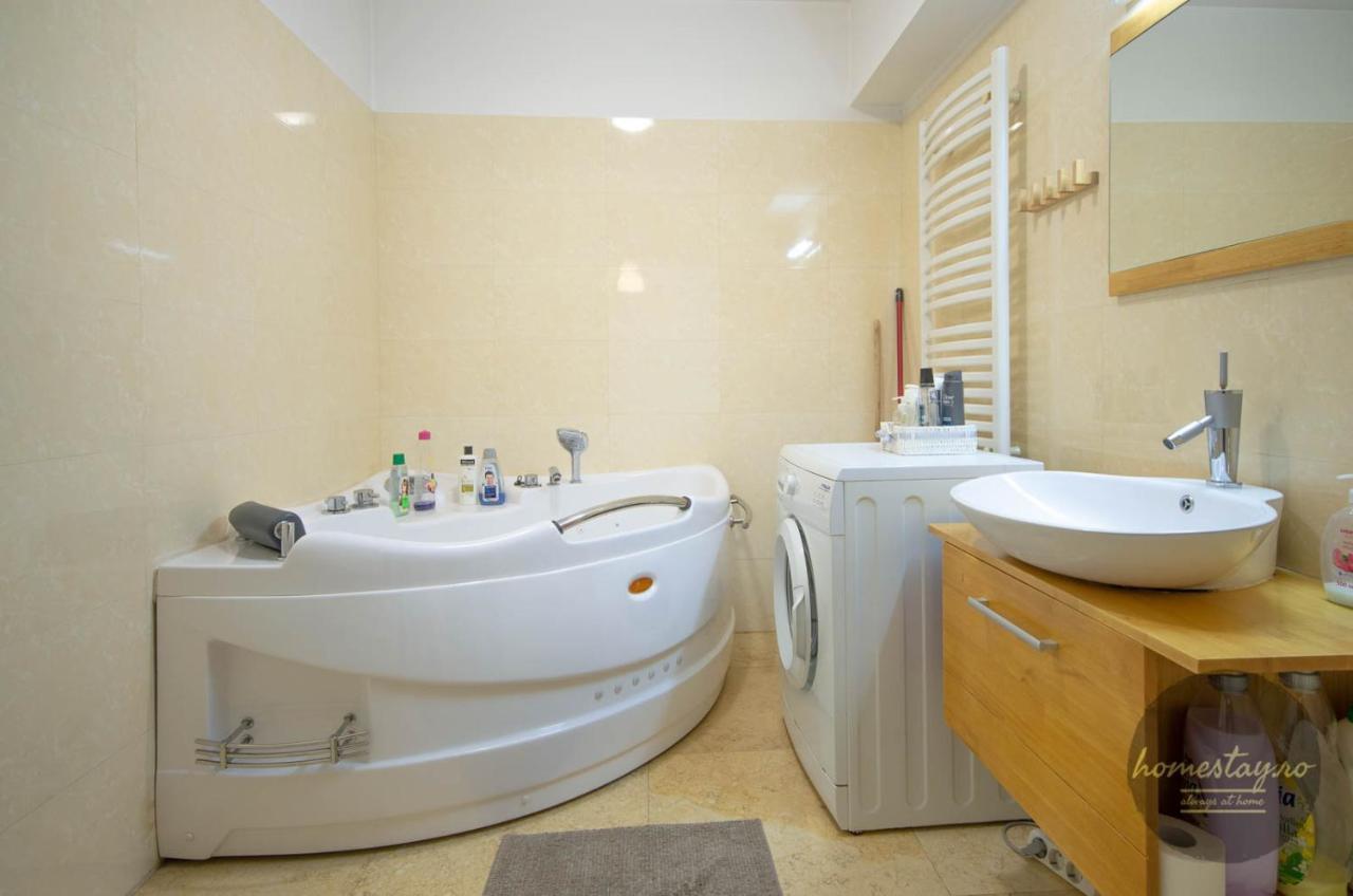 homestay Otopeni Luaran gambar