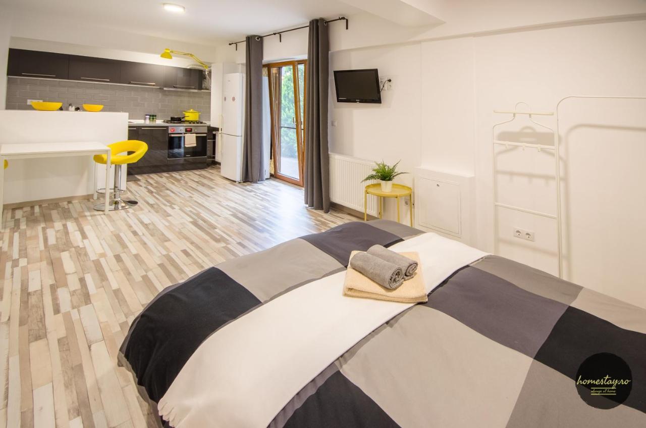 homestay Otopeni Luaran gambar