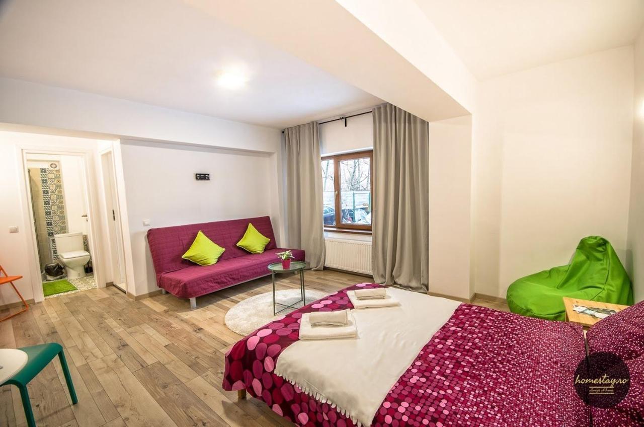 homestay Otopeni Luaran gambar